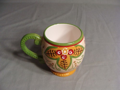 1 Pier 1 Earthenware Mug In The Juliana Pattern - Picture 5 of 6