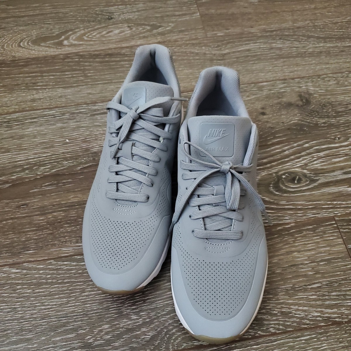 Nike Air Max Ultra Moire Size Womens Size 12 Wolf Grey