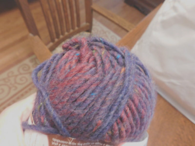 MODA*DEA YARN TWEEDLE DEE, GRAPE JAM, 2.25  OZ, 90 YARDS