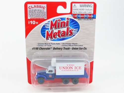 HO Scale CMW Mini Metals 30276 41/46 Chevrolet Delivery Truck - Union Ice Co.