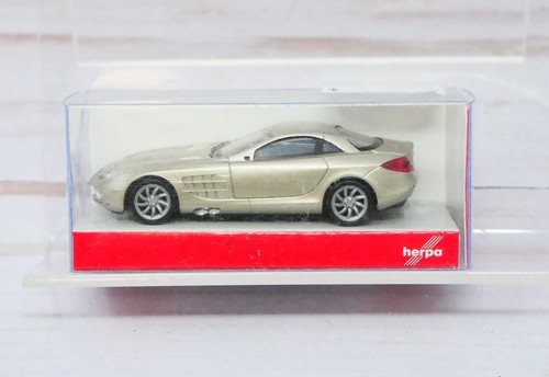 Herpa 033206, Mercedes Benz SLR McLaren, Coronadite Metallic Silver, escala HO | Zustand: New