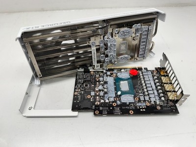 Read* GeForce RTX™ 5080 AERO OC SFF 16G GDDR7 GV-N5080AERO OC-16GD