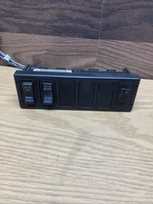 INTERNATIONAL  SWITCH PANEL POLLAK 32289