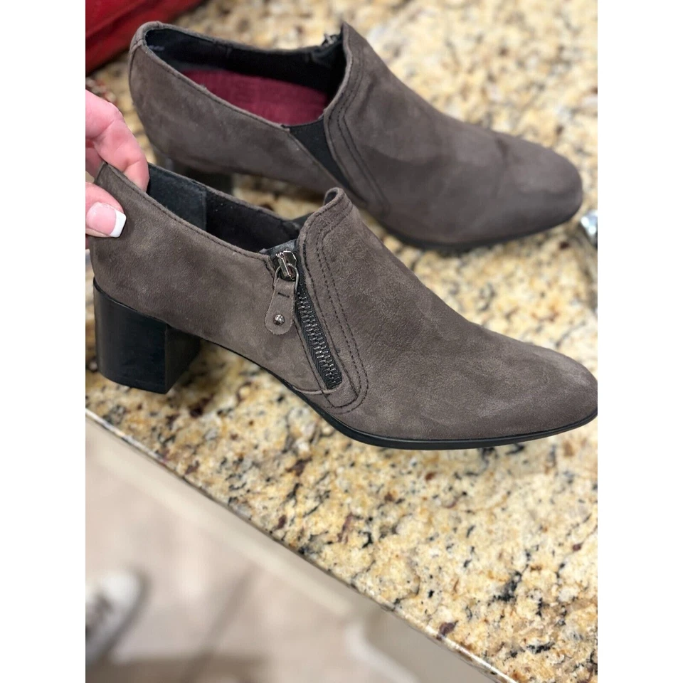 MUNRO ANNEE Taupe Gamuza Cuero Talla 7.5 Tacón Profesional Carrera Confort Zapatos Foto 4 de 4