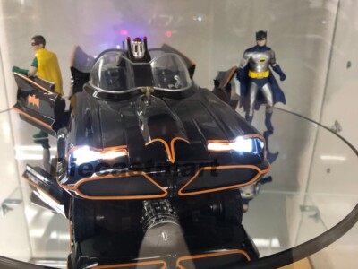 Jada 1:18 Classic TV Series 1966 Batmobile with Lights