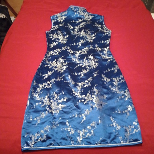 DA HWA Mädchen asiatisch inspiriertes Kleid Gr. L royalblau silber Blumen ärmellos LNC - Bild 2 von 14