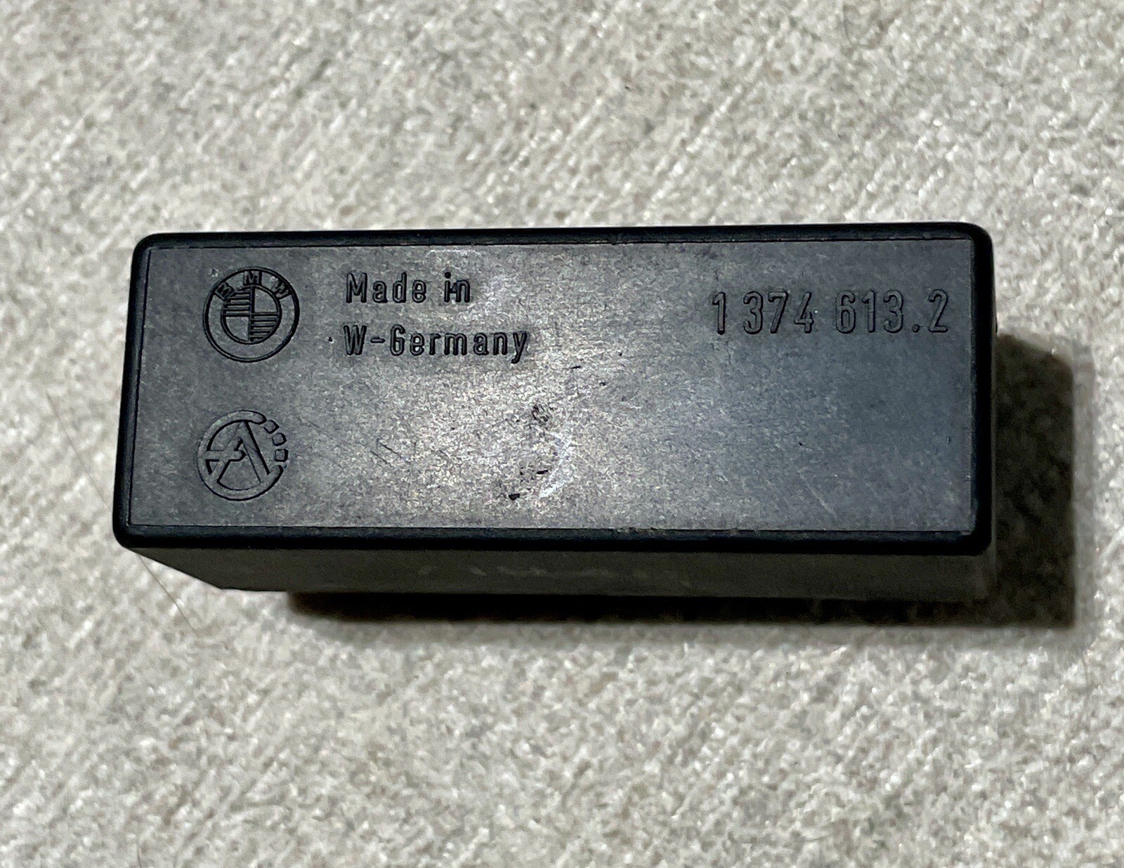 Genuine BMW OEM 1374613.2 Wiper RELAY CONTROLLER BLACK Tested 8 