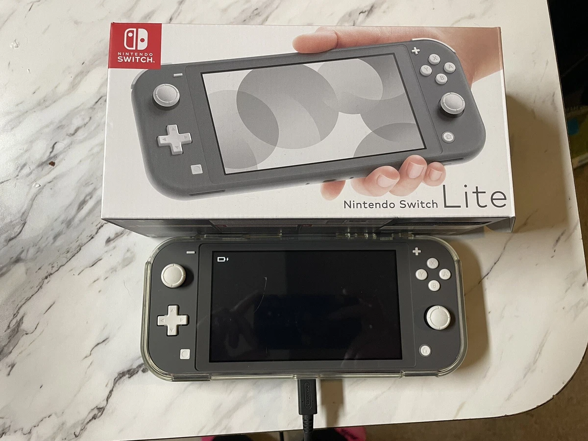 Best Buy: Nintendo Switch 32GB Lite Gray HDHSGAZAA