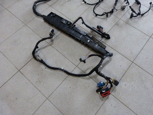 Ford MUSTANG 15- Cable Loom Interior Centre Rear Cable Lead FR3T-14A005-CD - Picture 4 of 9