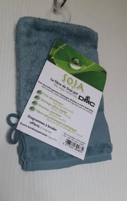 DMC LOT DE 2 GANTS DE TOILETTE 15*21 CM A BRODER BLEU LAGON+DIAGRAMMES A BRODER - Photo 1/4