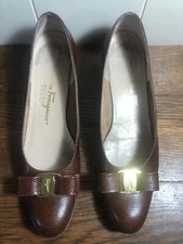 SALVATORE FERRAGAMO Brown Leather Snake Classic Vara Bow Flats SIZE 10.5AAA