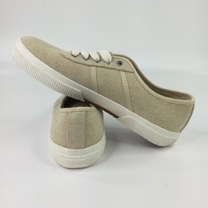 tan tennis shoes mens