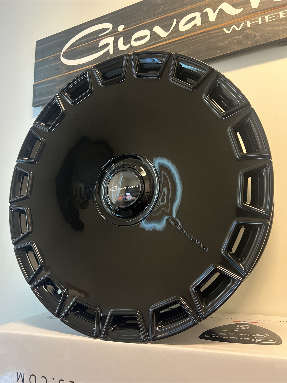 (4) 26X10 GIOVANNA DICOTTO GLOSS BLACK (5X120) ROLLS ROYCE GHOST RANGE ROVER HSE