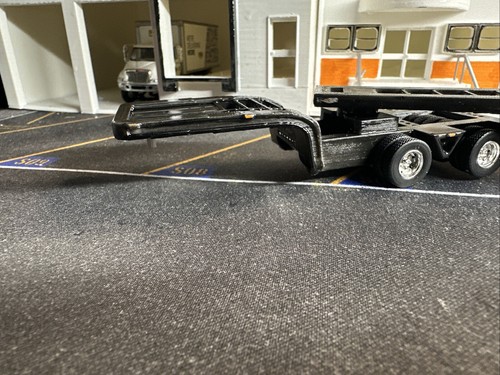 1/64 For DCP Truck 32 Tire custom made Murray Trailer with Jeep and Load (Black) - Picture 5 of 13