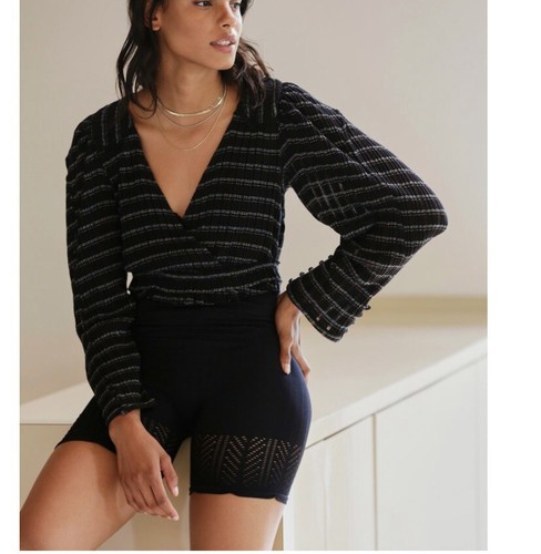 New Free People Puff Sleeve V-neck Girlfriend Witchy WhimsiGoth Y2K Top XS - Picture 4 of 9