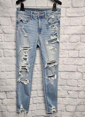 AMERICAN EAGLE 6 STRETCH HIGH RISE RIPPED DESTROYED LIGHT WASH JEGGING JEANS