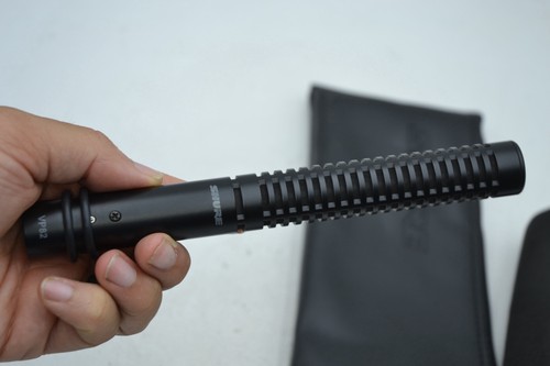 Shure VP82 Compact Shotgun Microphone With Foam - Picture 8 of 10