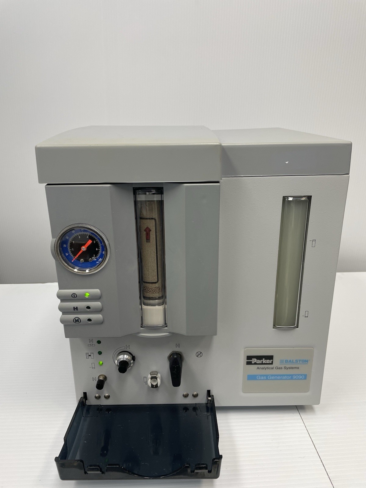 Parker Hydrogen Gas Generator 9090