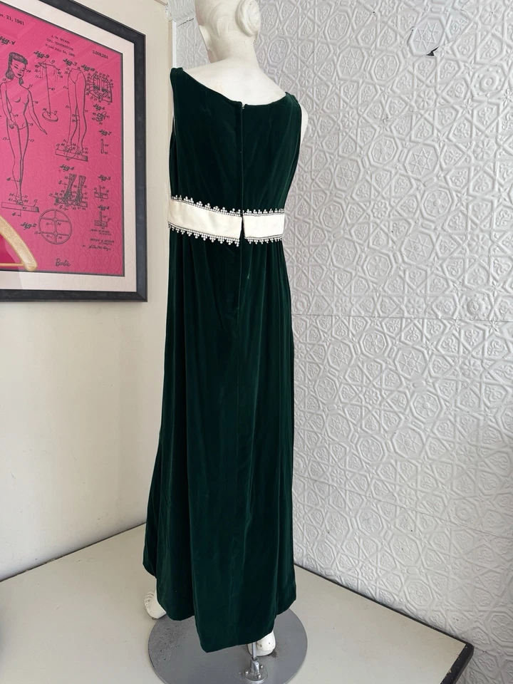 Vestido de terciopelo vintage-años 60-años 70-hecho a mano-verde-estrería-vacaciones-glamour medio Foto 2 de 4