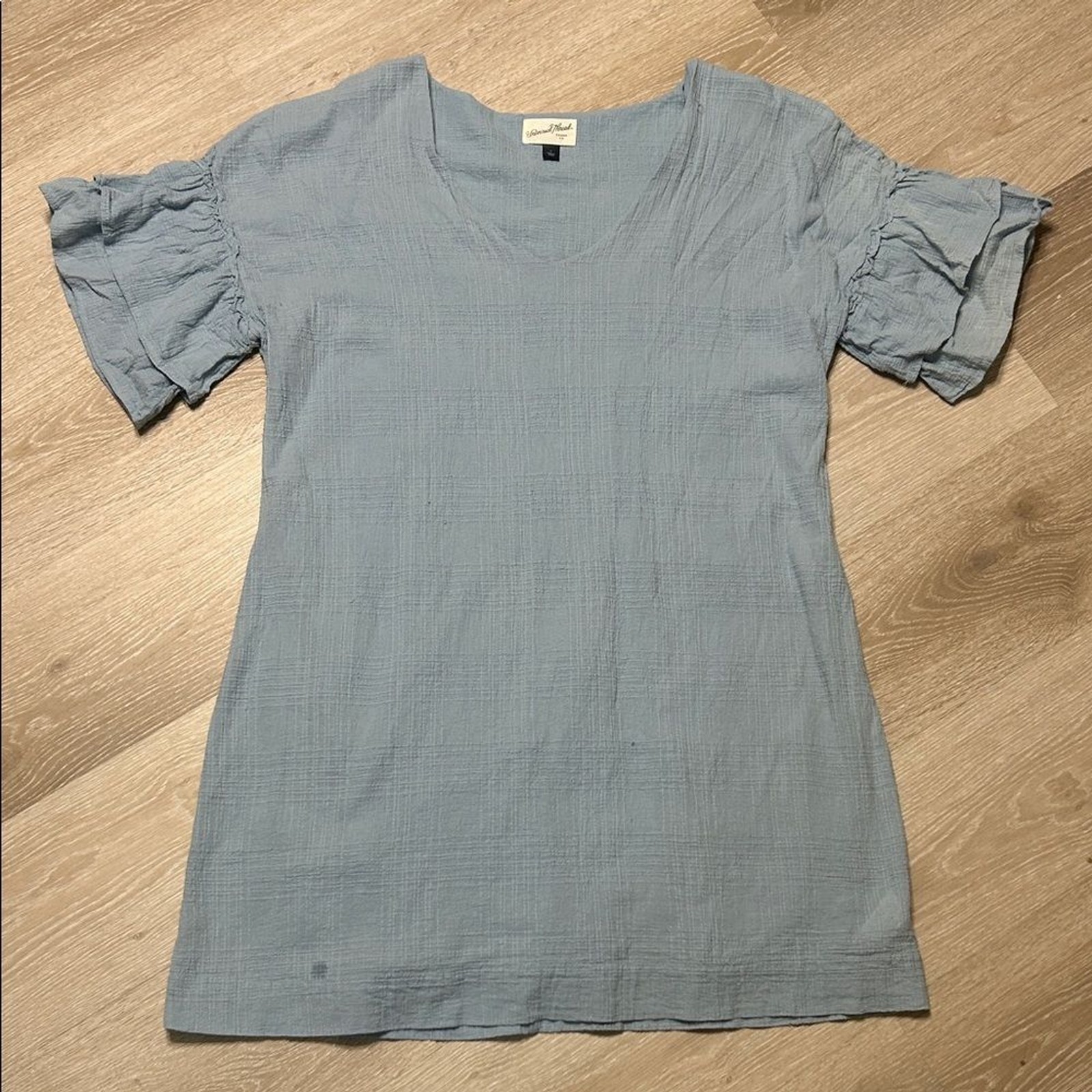 Universal Thread Textured Blue Ruffle Sleeve Shif… - image 1