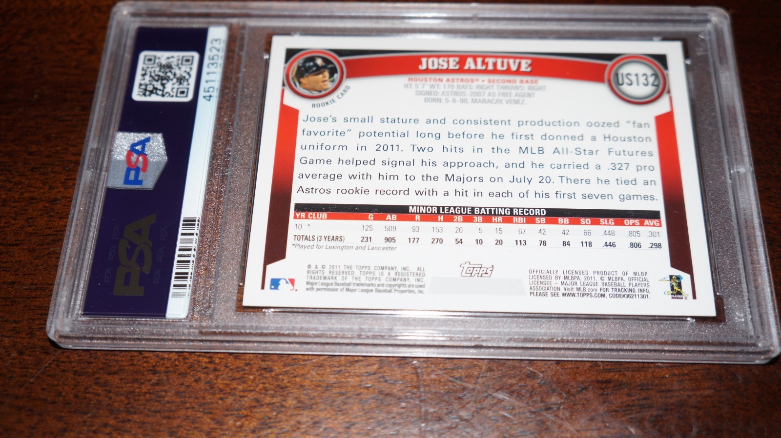 2011 Topps Update Series Jose Altuve #US132 (RC) PSA 10 view 2