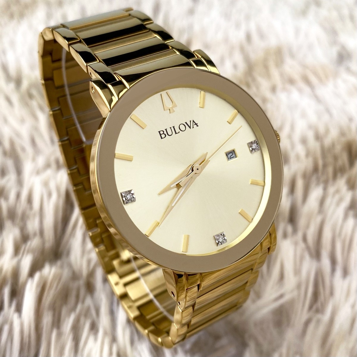 Bulova Futuro Modern Quartz 42mm Champagne Dial Gold-Tone Men's