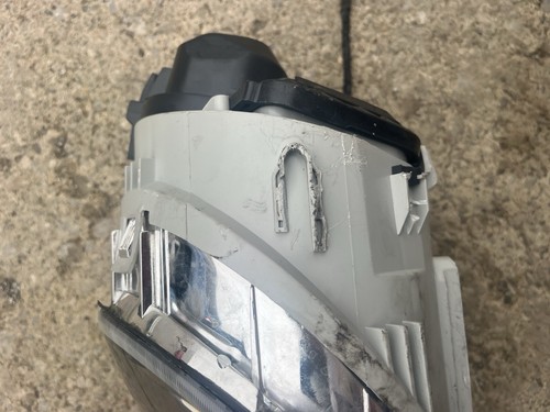 98-05 VW Beetle Halogen Headlight Left LH Driver Side - Picture 3 of 7