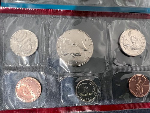 Hugh Lot of Pennies Mint Sets Rolls Proof and More Big Collection Lot - (BE) - Picture 5 of 11