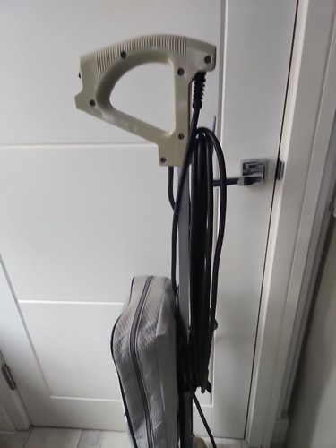 Oreck XL Classic Vacuum Cleaner X-tended Life Upright Rotating Brush Bagged - Picture 11 of 21