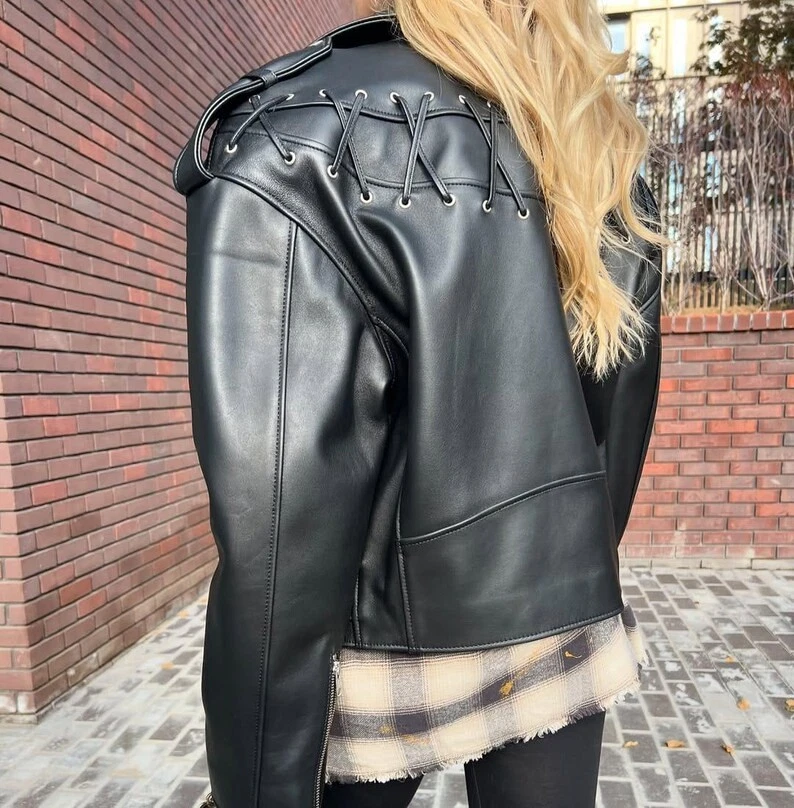 Women’s Vintage 90S Genuine Leather Oversize Retro style Casual Wear Black Biker - Image 3 of 4