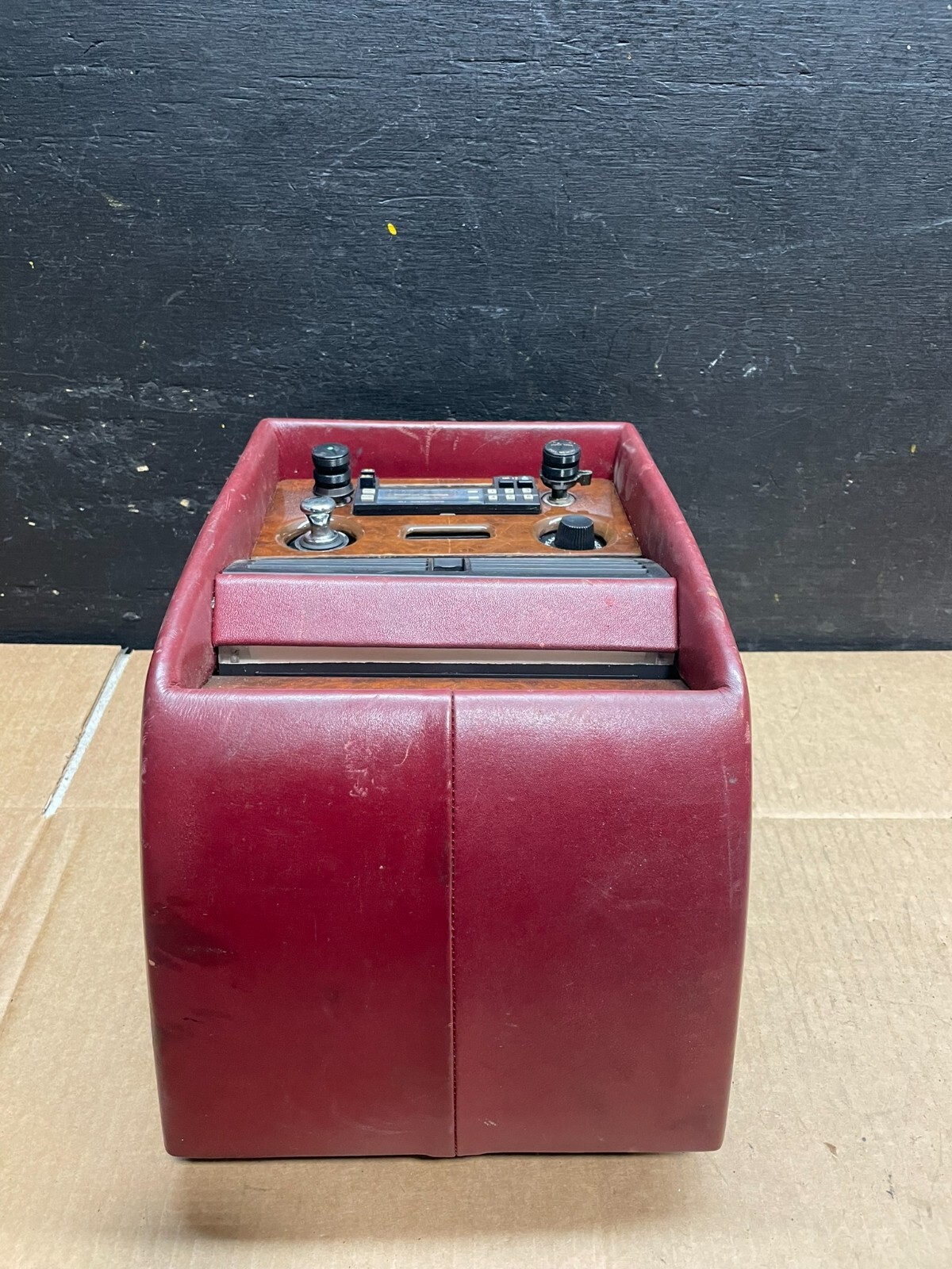 1982 to 1992 Rolls Royce Silver Radio Unit Console  N4254
