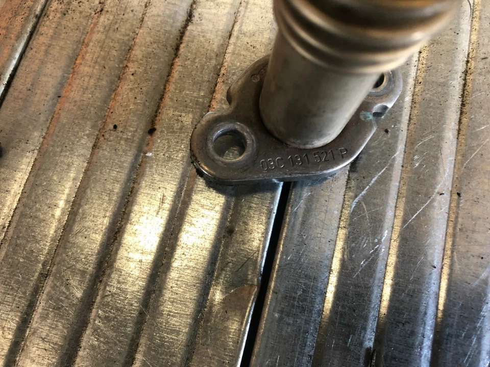 VW SEAT ŠKODA AUDI A3 1.4 TSi CAV 2009 - 2015 tubería EGR 03C131521P Foto 3 de 3