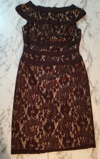 Adrianna Papell Size 4 Lace Dress