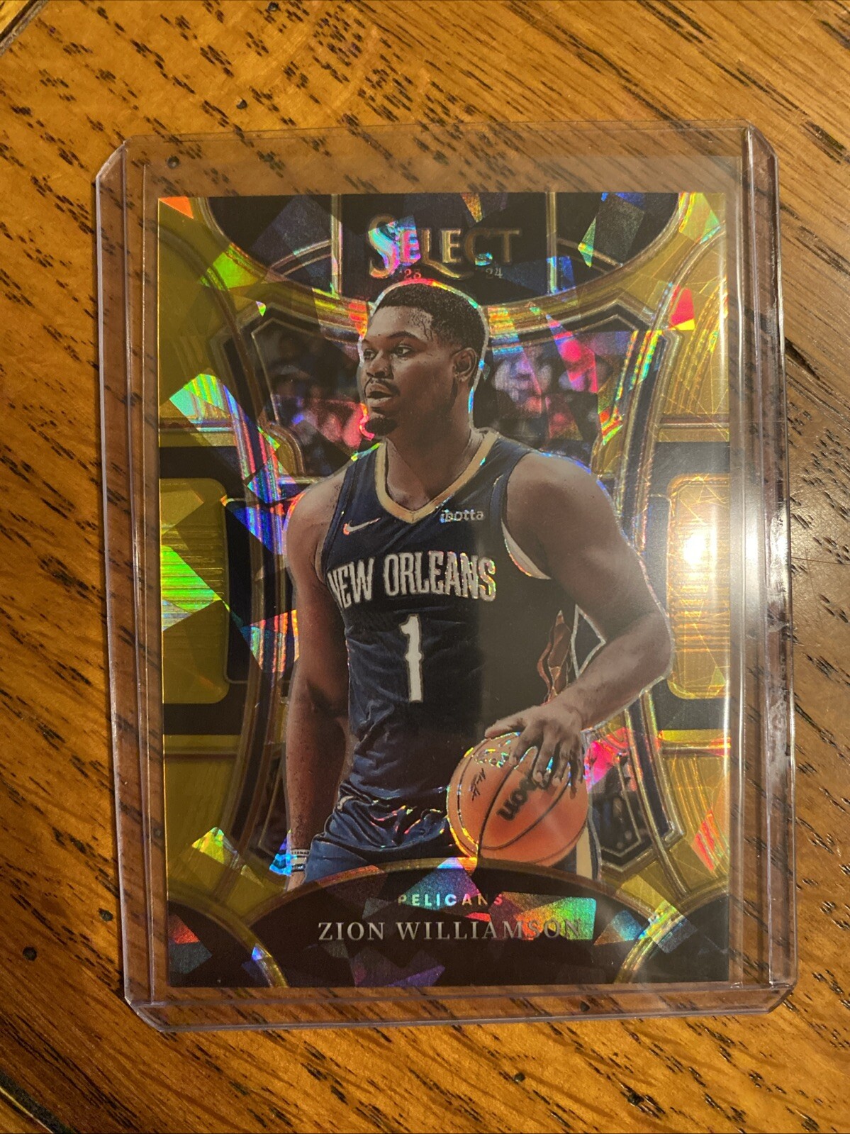 2023-24 Select Zion Williamson Mezzanine Gold Ice Prizm /10 Pelicans