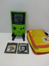 Nintendo Gameboy Color limettengrünes Handheld-System Bundle + Spiele + Retro Case