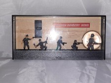 vintage monogram Models 1990 Pocket Force German Infantry WWII Soldiers