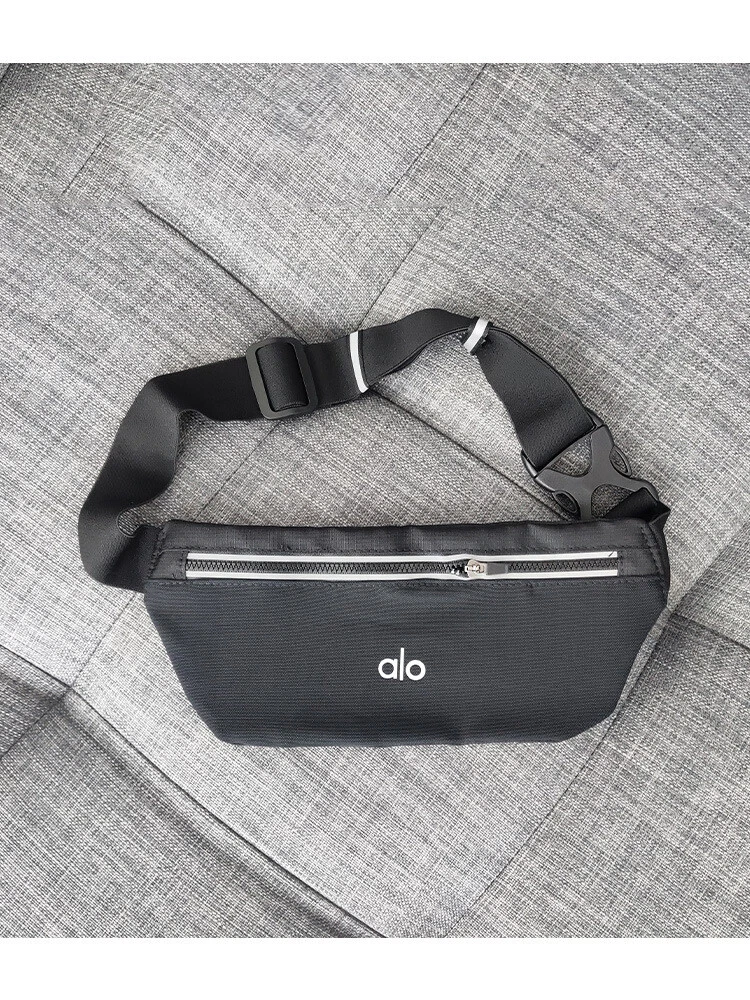『ALO Yoga』Stride Running Belt Stride Running Belt - Black | ALO