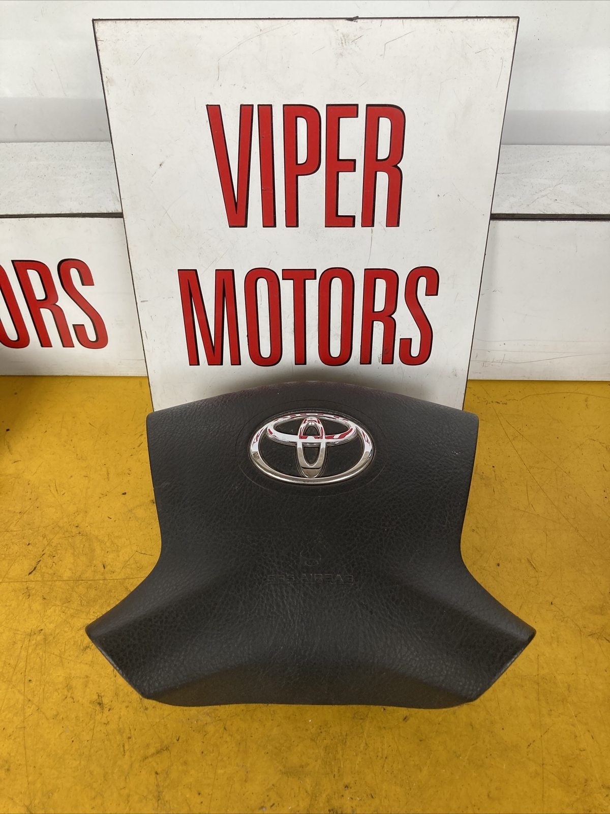 Toyota Avensis mk3 Steering Wheel Drivers Airbag Air Bag  