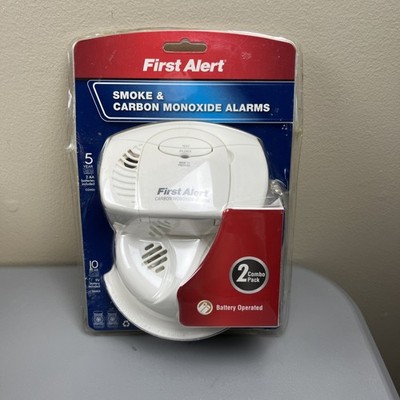 First Alert SMOKE & CARBON MONOXIDE ALARMS COMBO 2 PACK New Sealed Free Shipping
