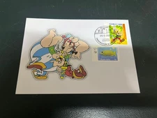 (1613) 4-10-2025 - France - Asterix & Obelix (laughing)