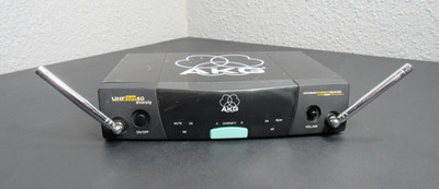 AKG SR 40 Diversity UHF Wireless Stationary Receiver UNTESTED NO POWER CORD