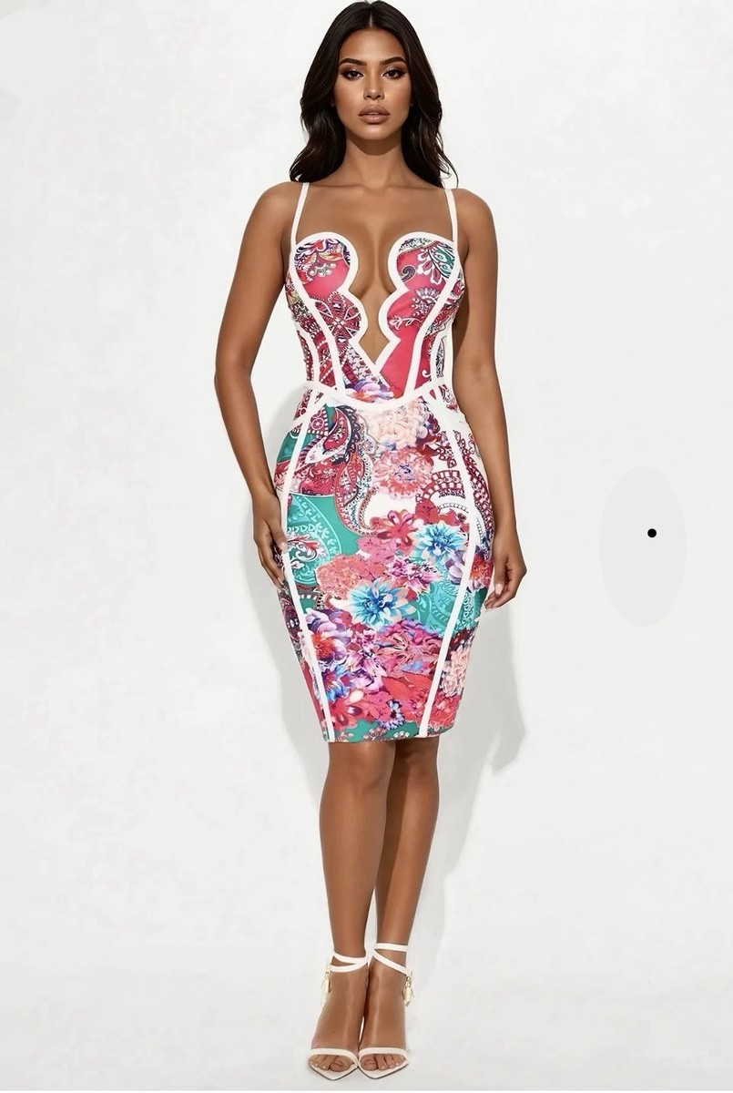 white midi lace dress ROSEE de MATIN HALTER NECK IN Color:ROYAL SCH007488_W_XL Midi Dress Birthday Outfit while the sculpting silhouette