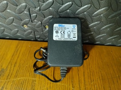 9 V AC TDC Netzteil AC/AC Adapter Modell DB-12-09 UK-Stecker Numark iM1