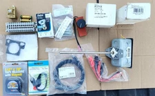 MIXED LOT - SEE PICTURES FOR DETAILS - ELECTRONICS 