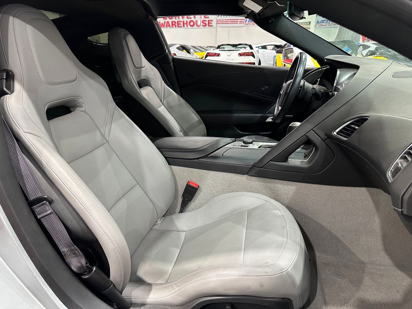 2014 [GAN] Blade Silver Metallic Chevrolet Corvette   | C7 Corvette Photo 10