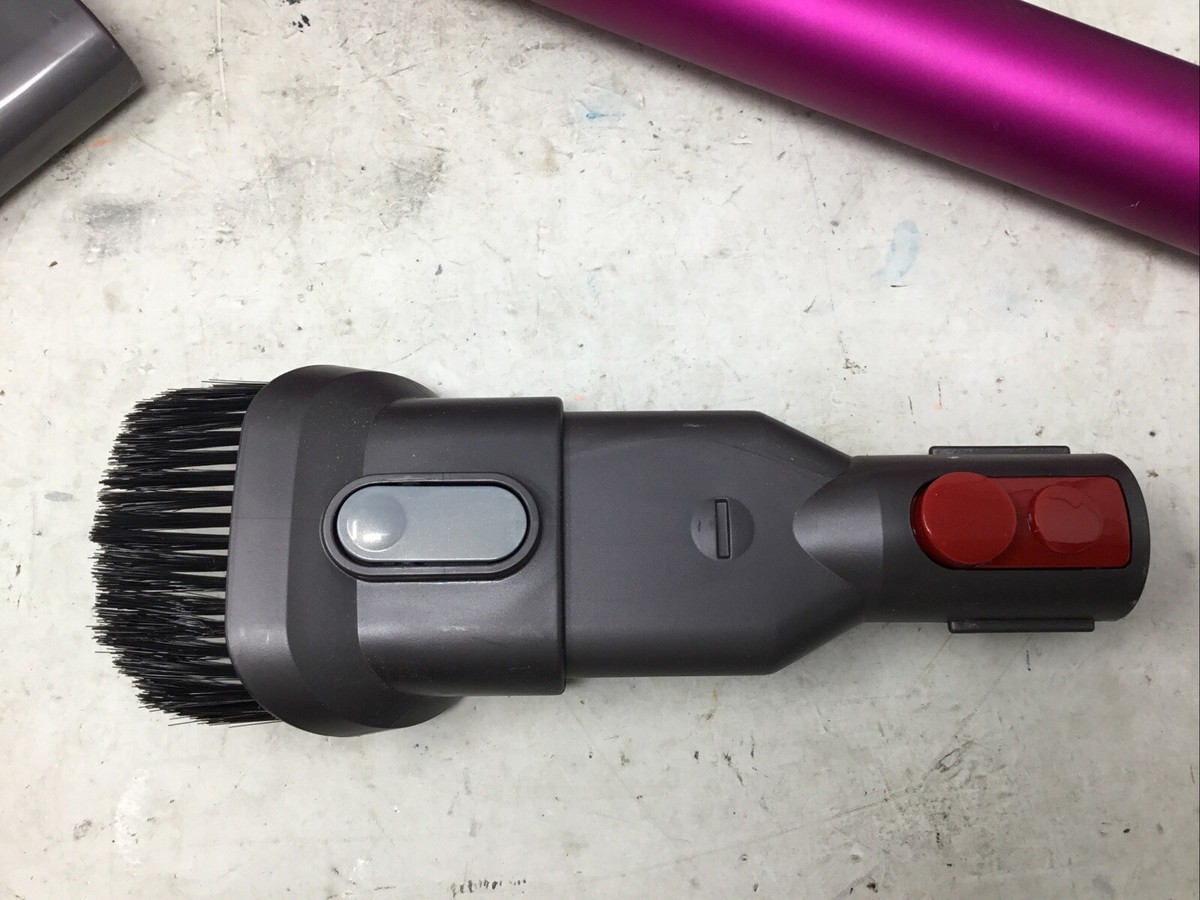 Dyson V7 SV11 Stick Vacuum Cleaner Fuscia w/Battery/Charger