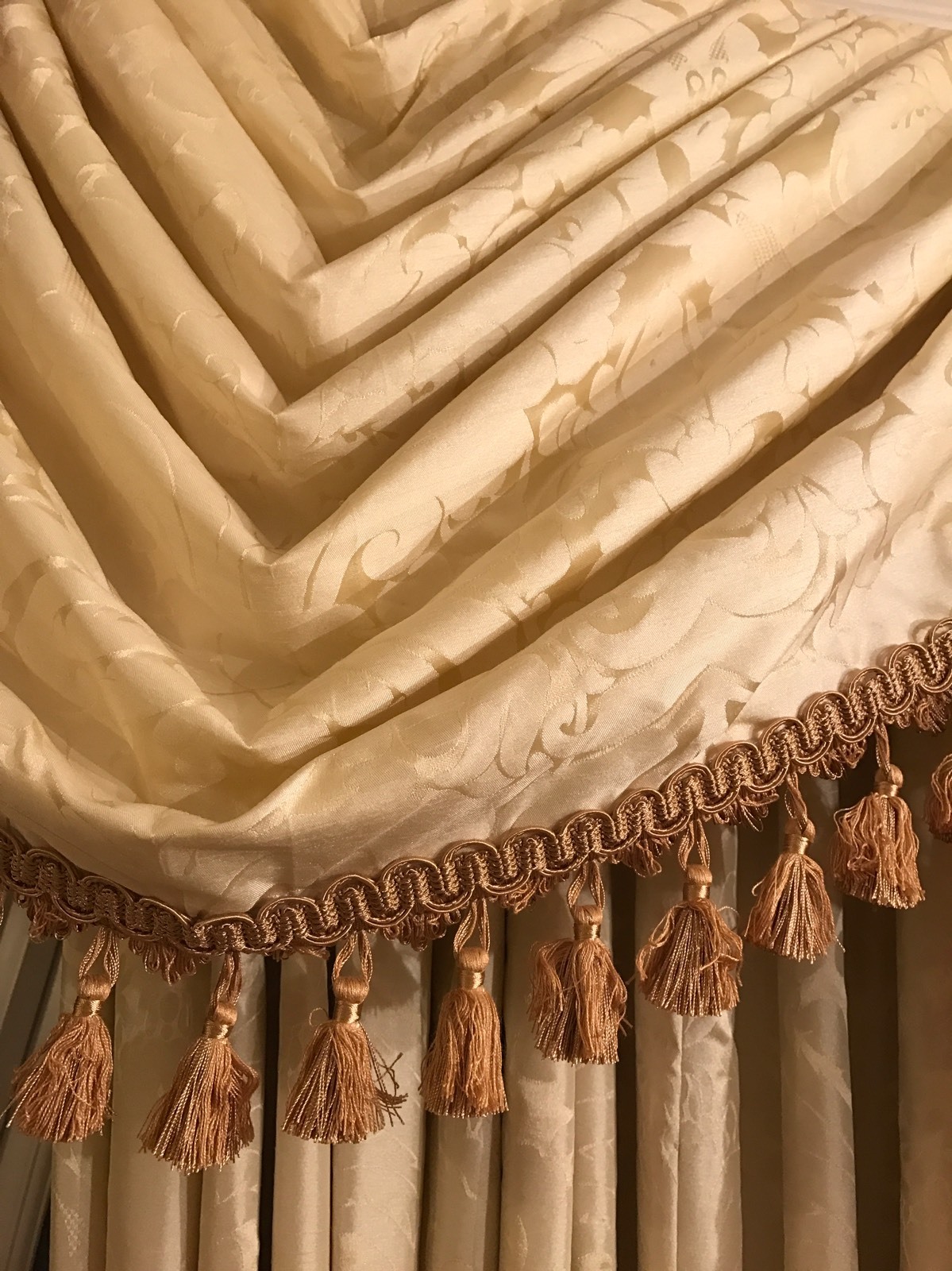 ITALIAN DAMASK DESIGNER SWAGS AND TAILS & CURTAINS TASSELED FULLY LINED eBay