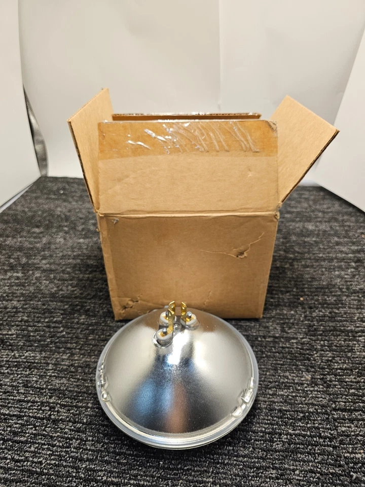 Faro bombilla halógena OMIX 12409.04 para Jeep Cj/Wrangler SC 1965-2006 Foto 2 de 4