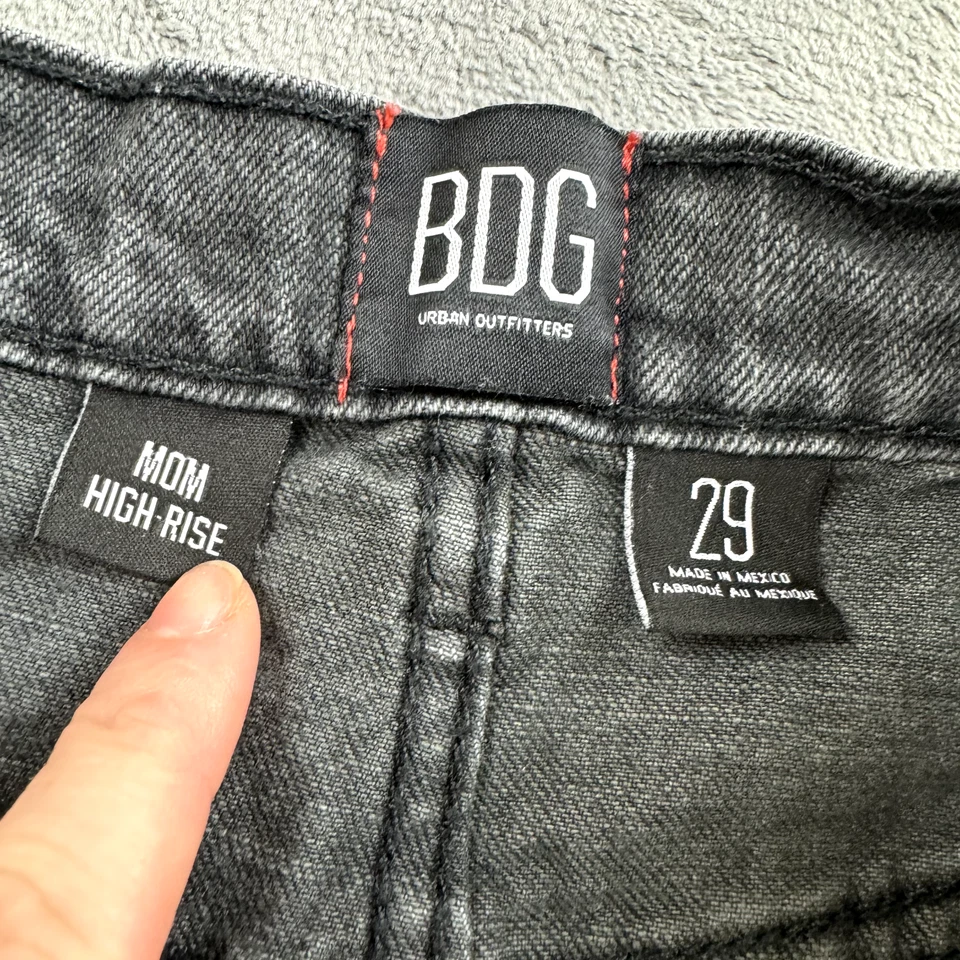 BDG Urban Outfitters Womens Shorts Size 29 Mom High Rise Button Fly Denim Black - Image 3 of 4