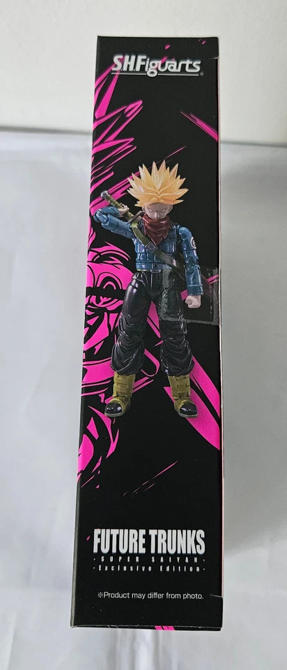 SDCC 2024 S.H. Figuarts Dragon Ball Future Trunks Super Saiyan Edición Exclusiva Foto 4 de 4